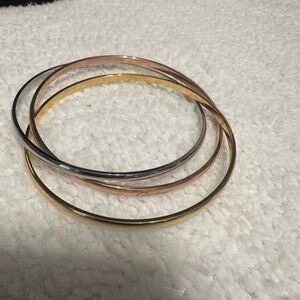 New Fashion Inspired Jewelry (BANGLE)